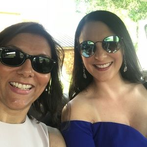 Meet your Posher, Caitlin